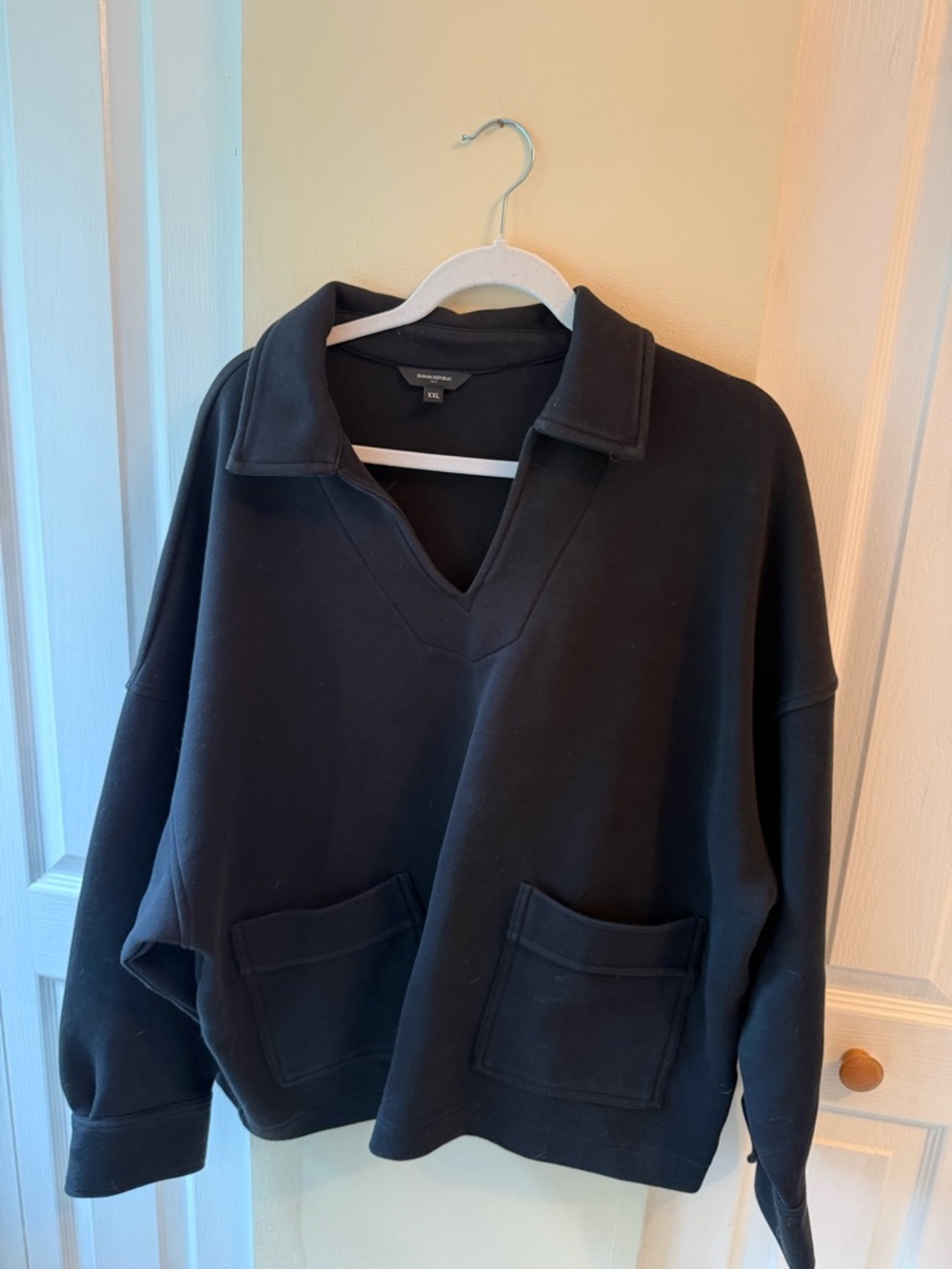 Banana Republic Black Collared Pullover V-Neck